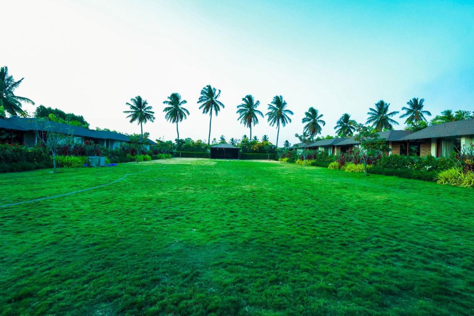 Veerdency Luxury Resort Devanahalli Esterno foto