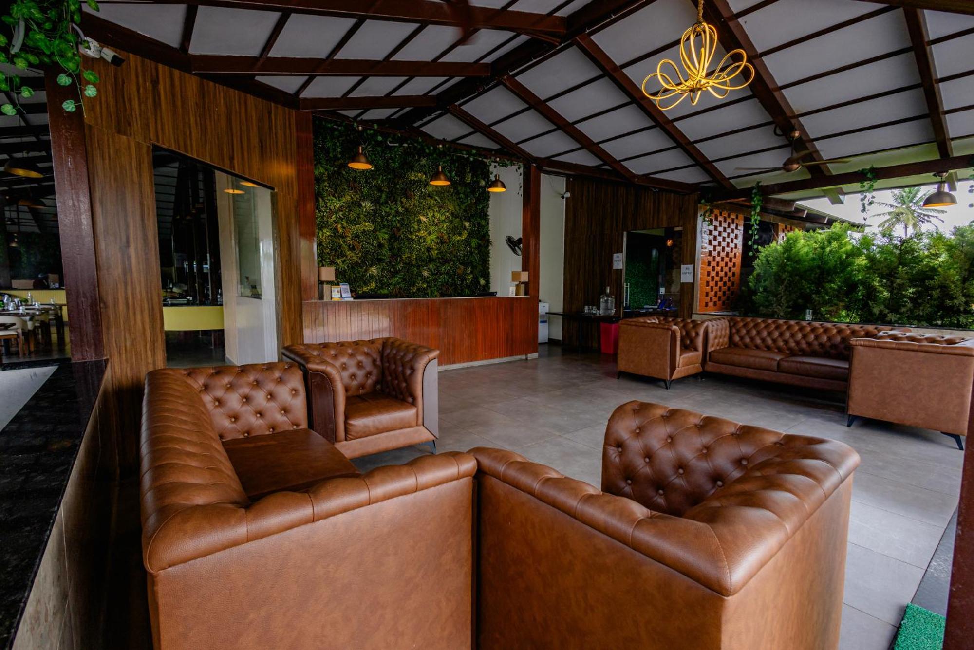 Veerdency Luxury Resort Devanahalli Esterno foto